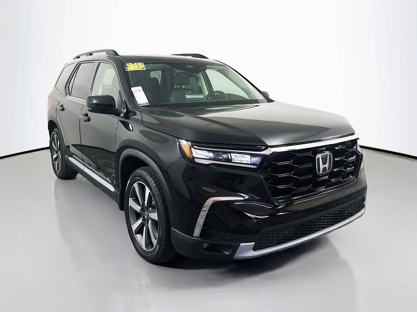 2023 Honda Pilot Touring — SUV — 24,140 mi — Miami, FL