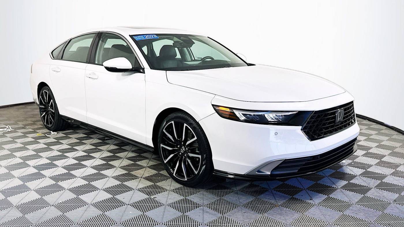 2023 Honda Accord Hybrid Touring — Sedan — 25,820 mi — Miami, FL