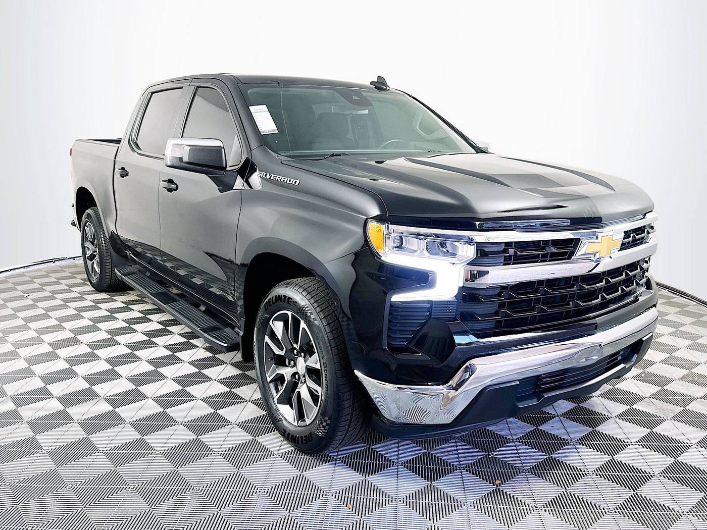 2022 Chevrolet Silverado 1500 LT — Pickup Truck — 48,248 mi — Miami, FL