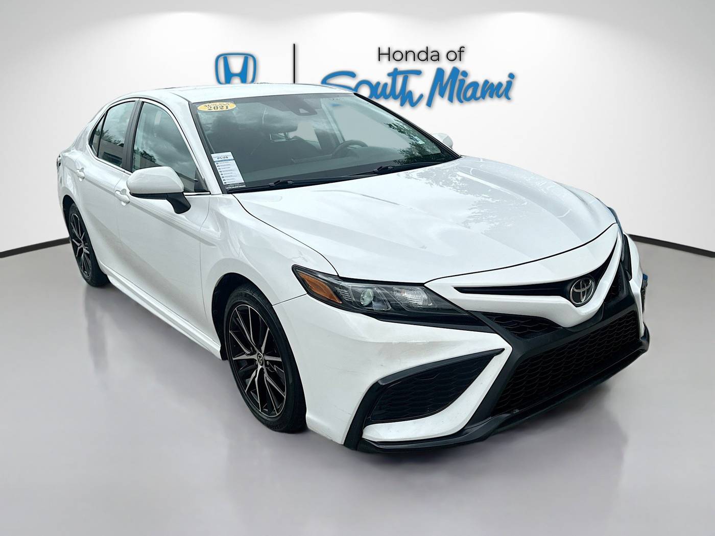 2021 Toyota Camry SE — Sedan — 92,433 mi — Miami, FL