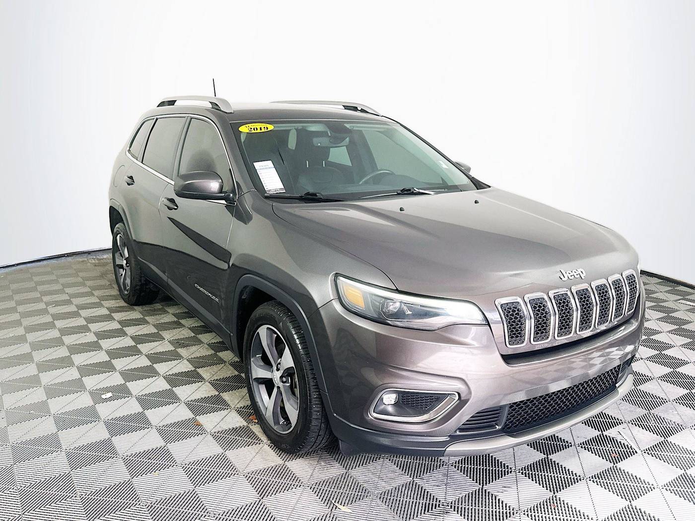 2019 Jeep Cherokee Limited — SUV — 44,135 mi — Miami, FL