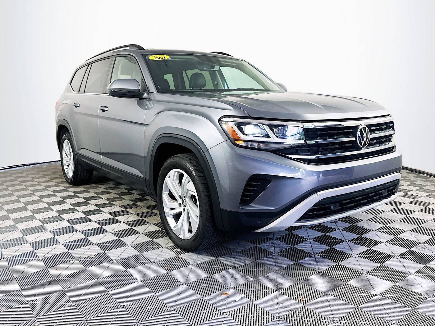 2021 Volkswagen Atlas SE with Technology — SUV — 55,512 mi — Miami, FL