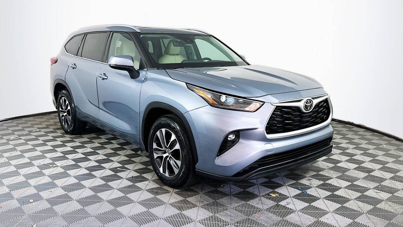 2022 Toyota Highlander XLE — SUV — 45,790 mi — Miami, FL