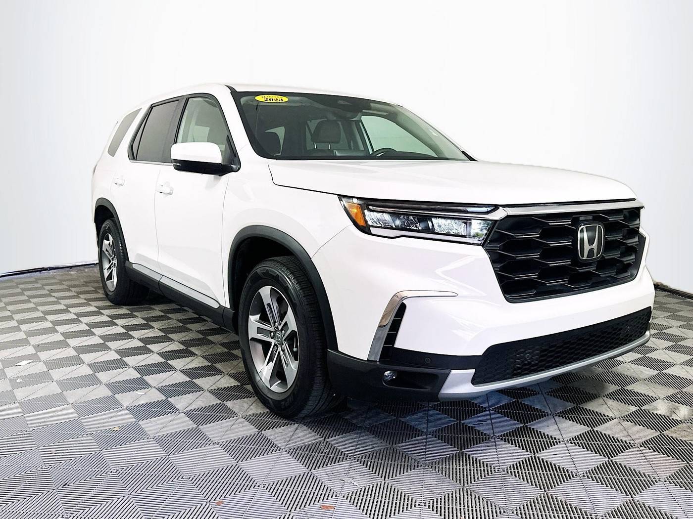 2023 Honda Pilot EX-L 8 Passenger — SUV — 24,281 mi — Miami, FL