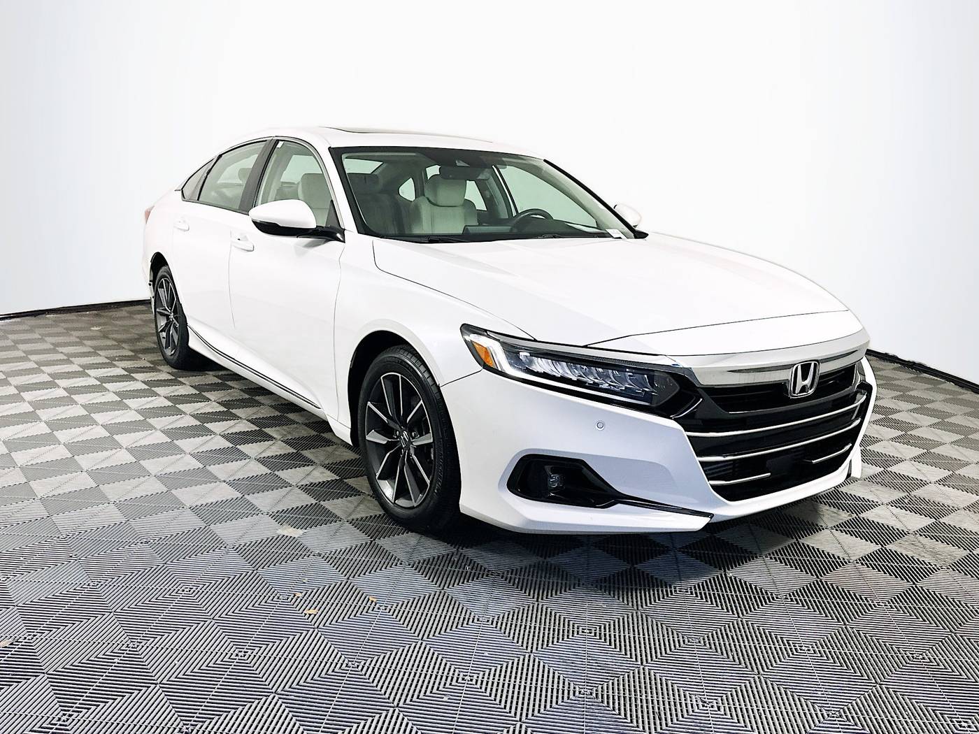 2022 Honda Accord EX-L — Sedan — 26,954 mi — Miami, FL