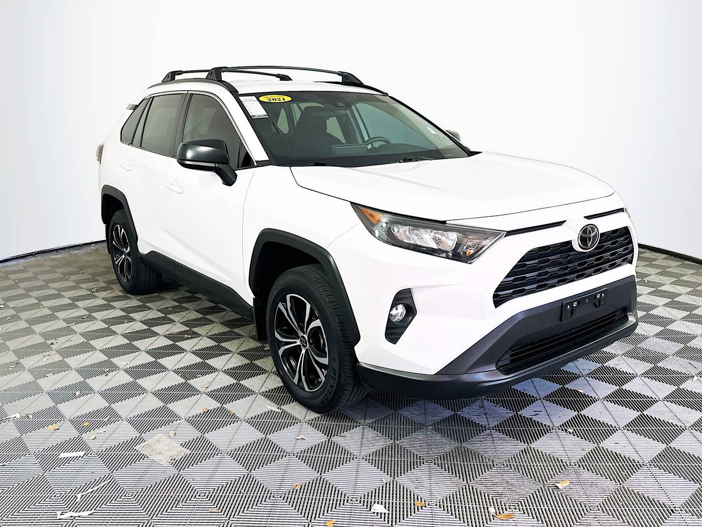 2021 Toyota RAV4 LE — SUV — 32,714 mi — Miami, FL