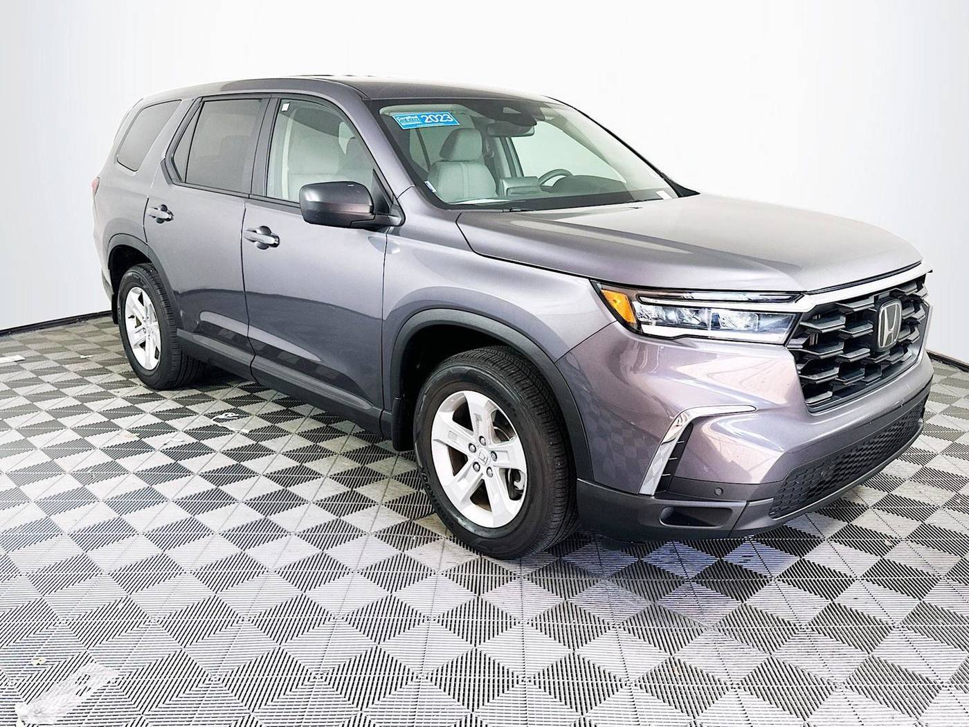 2023 Honda Pilot LX — SUV — 17,456 mi — Miami, FL