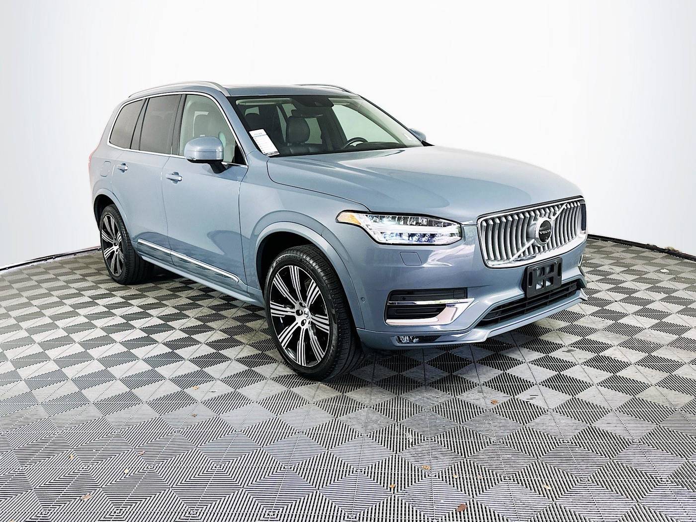 2022 Volvo XC90 Inscription — SUV — 22,050 mi — Miami, FL