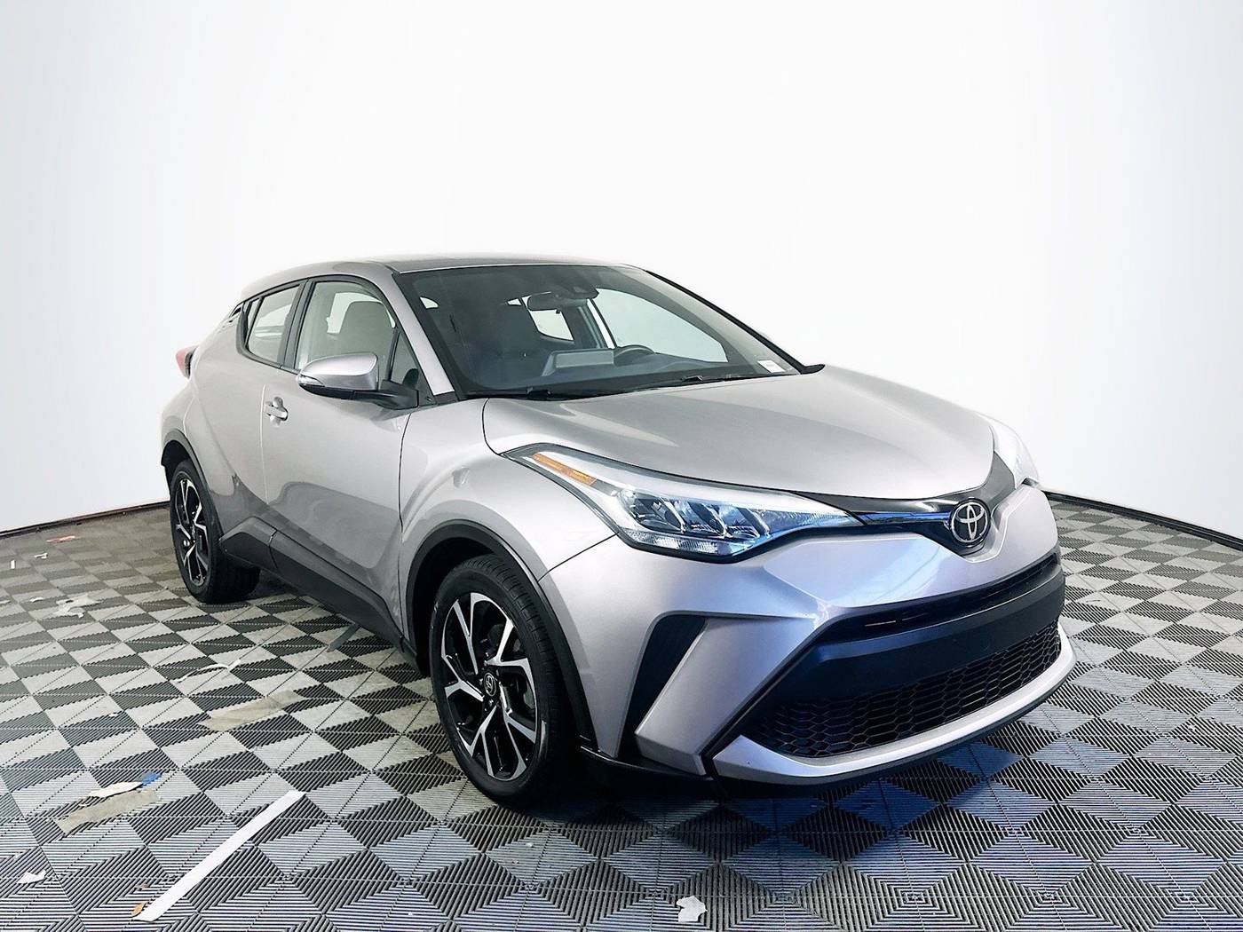2020 Toyota C-HR XLE — SUV — 29,215 mi — Miami, FL