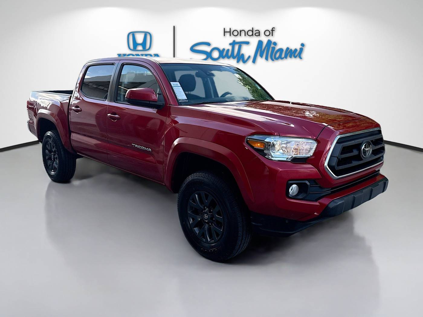 2022 Toyota Tacoma SR5 — Pickup Truck — 67,833 mi — Miami, FL