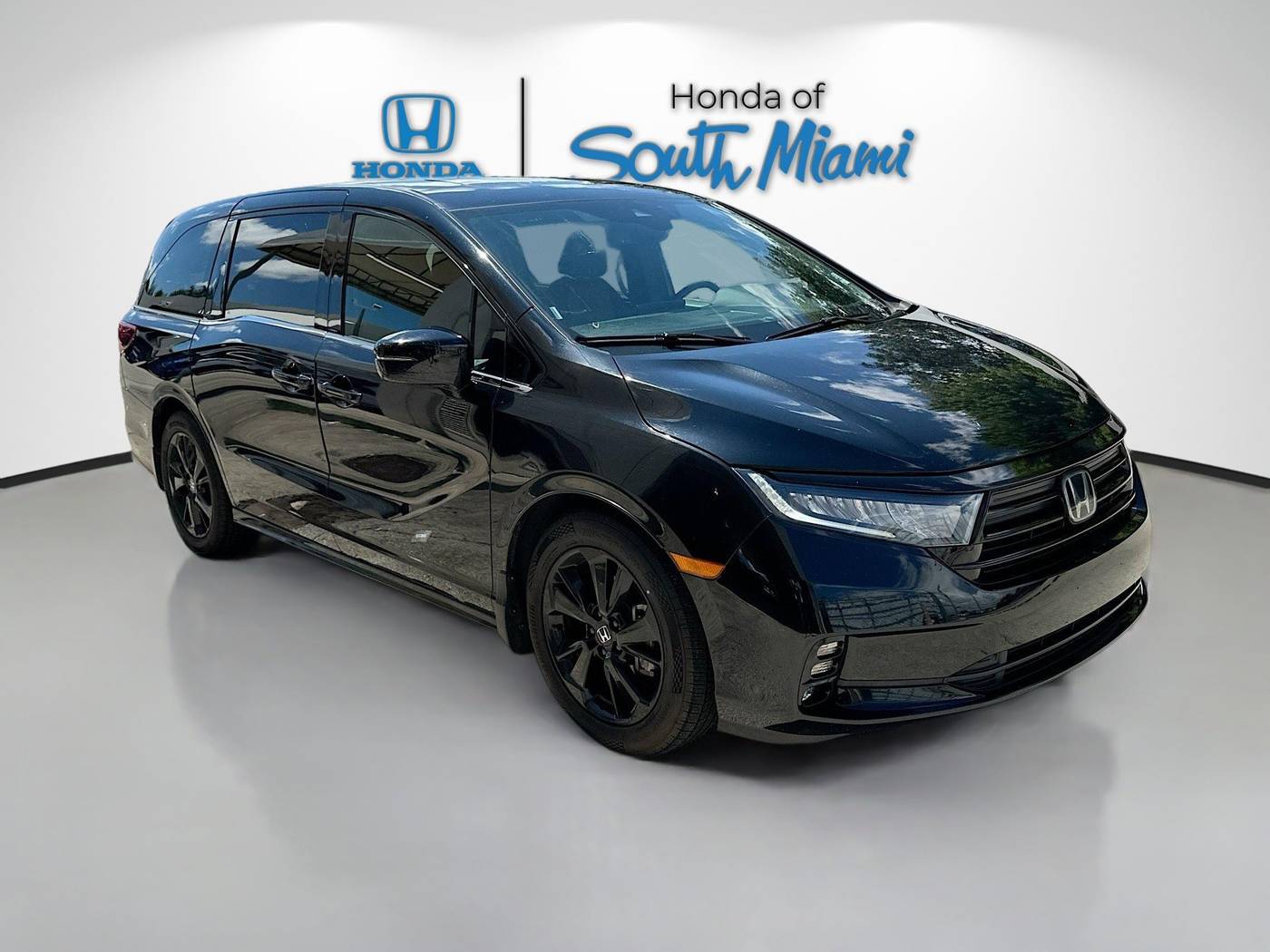 2023 Honda Odyssey Sport — Minivan — 28,087 mi — Miami, FL