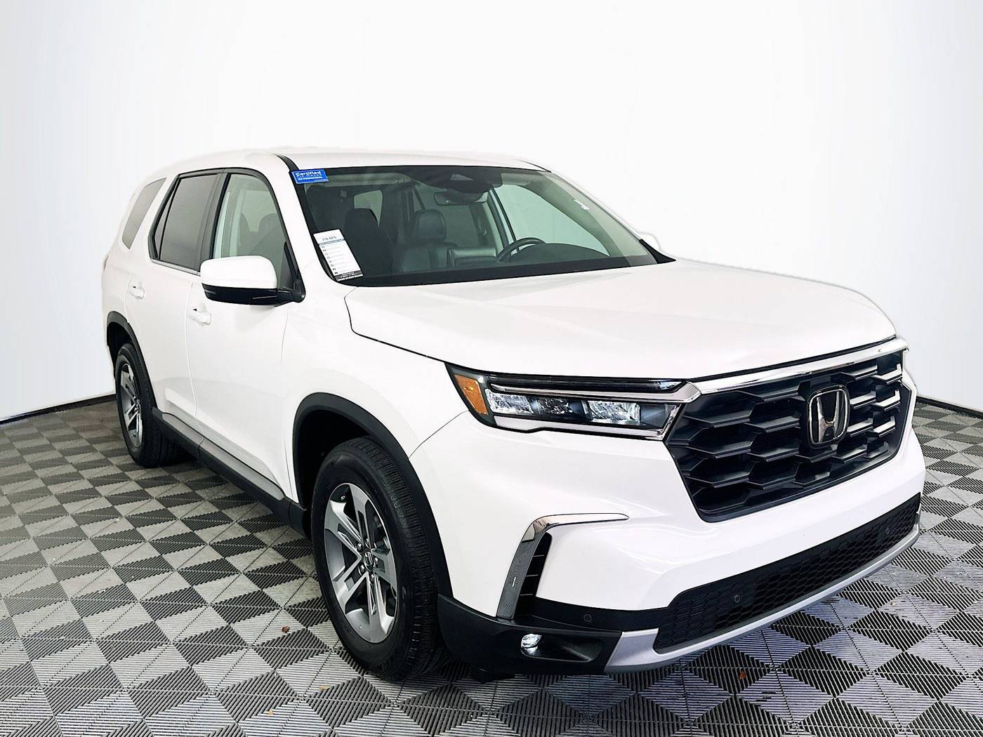 2024 Honda Pilot EX-L 8 Passenger — SUV — 8,445 mi — Miami, FL