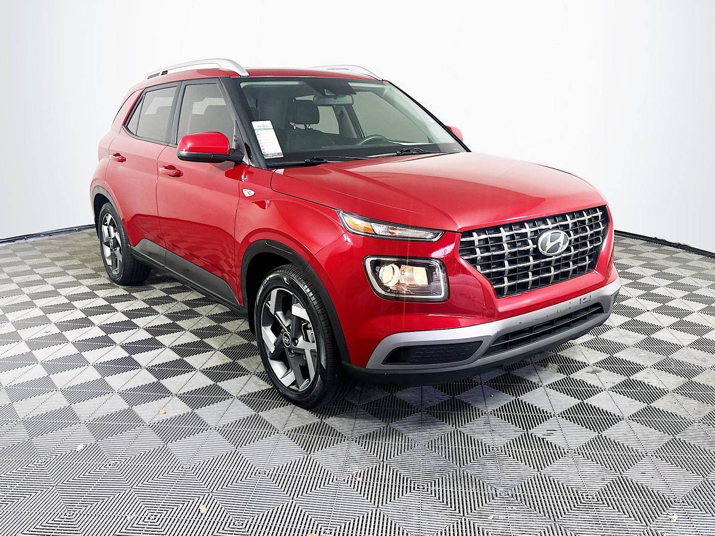 2022 Hyundai Venue SEL — SUV — 32,547 mi — Miami, FL
