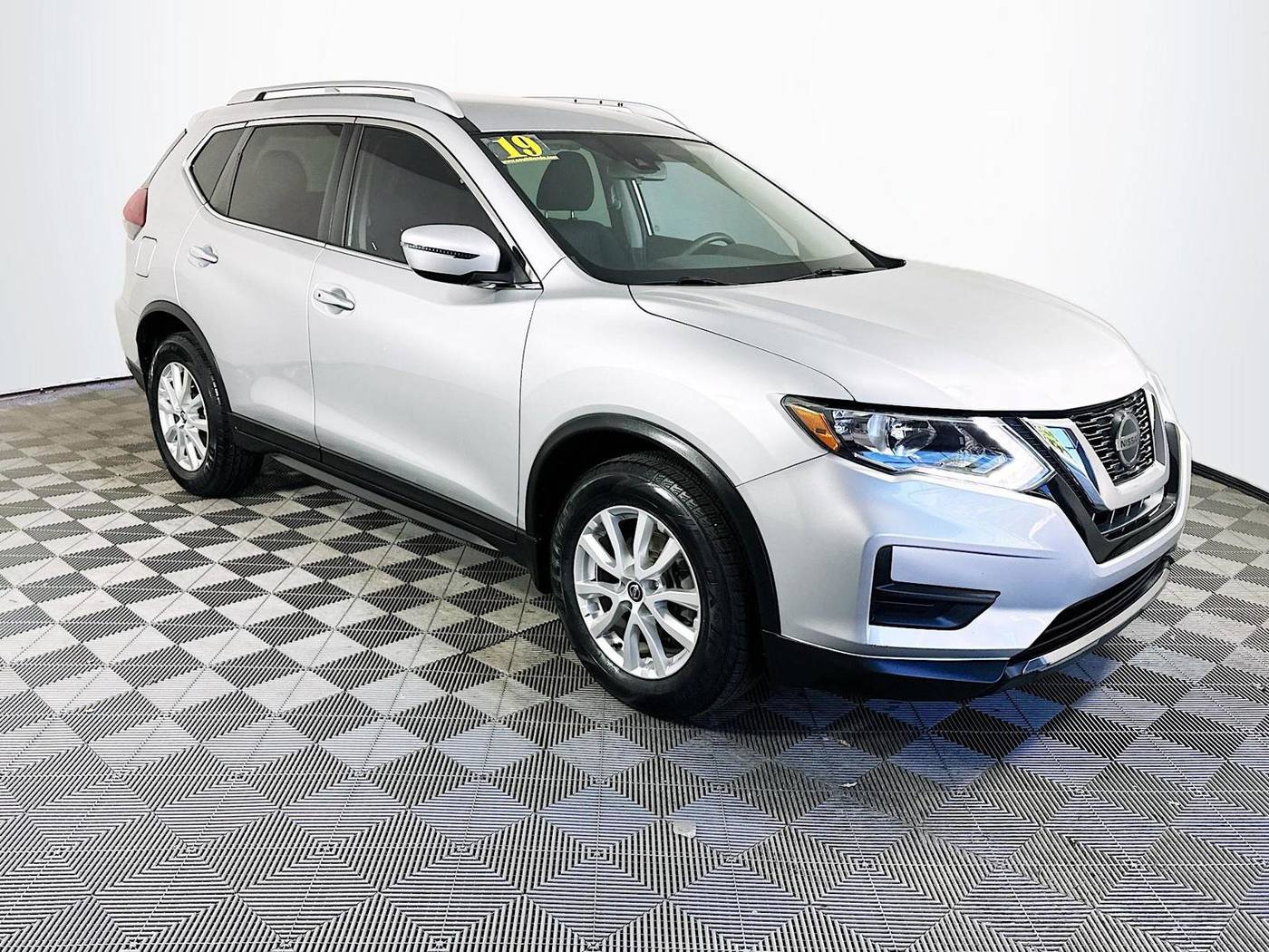 2019 Nissan Rogue SV — SUV — 40,732 mi — Miami, FL