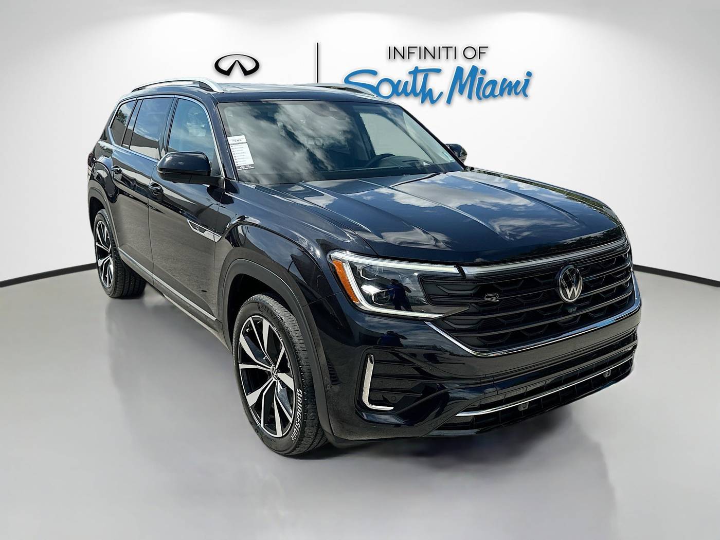 2024 Volkswagen Atlas SEL Premium R-Line — SUV — 20,736 mi — Palmetto Bay, FL