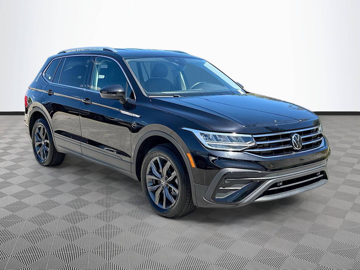 2024 Volkswagen Tiguan SE — SUV — 12,394 mi — Pompano Beach, FL