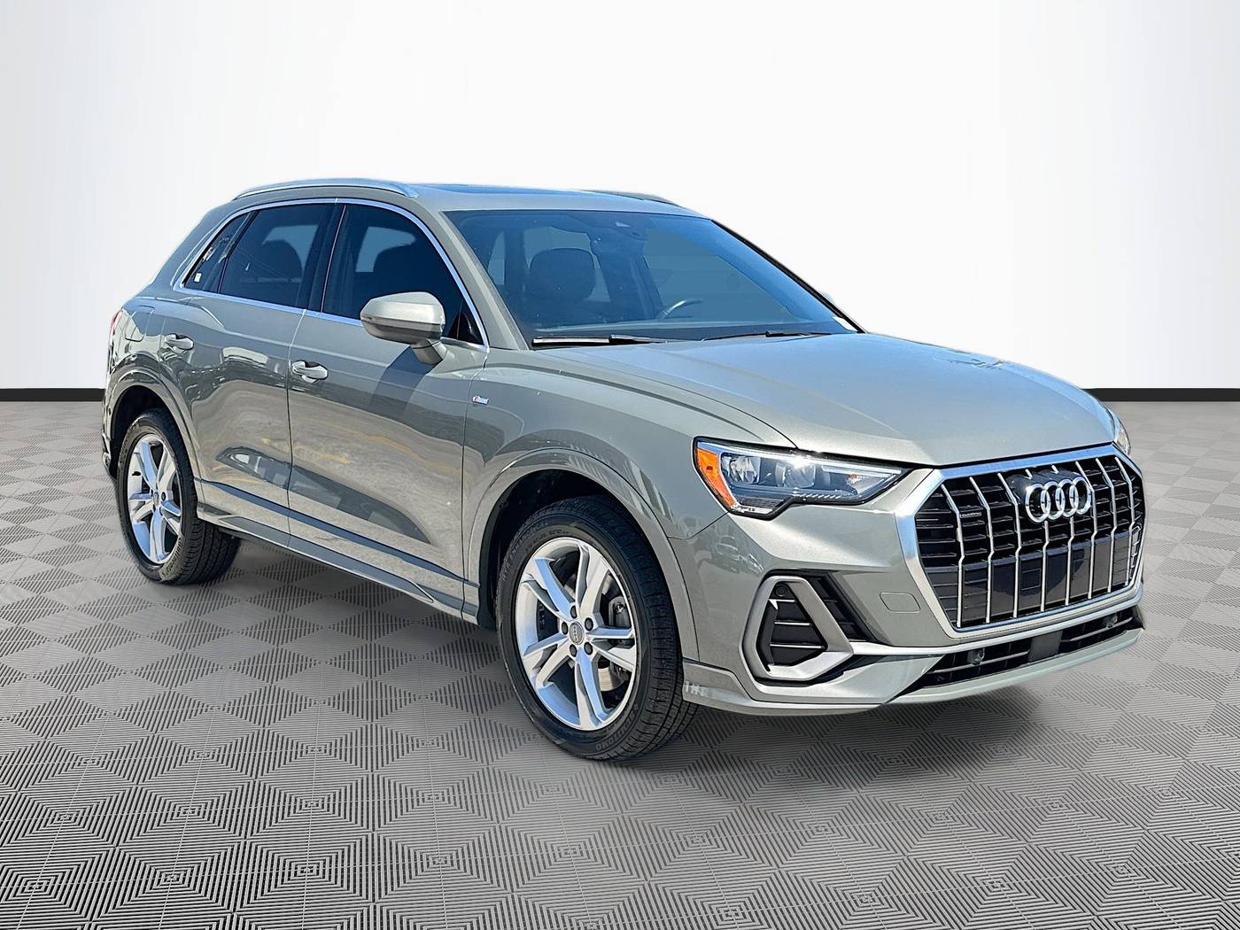 2020 Audi Q3 S line Premium — SUV — 39,769 mi — Pompano Beach, FL