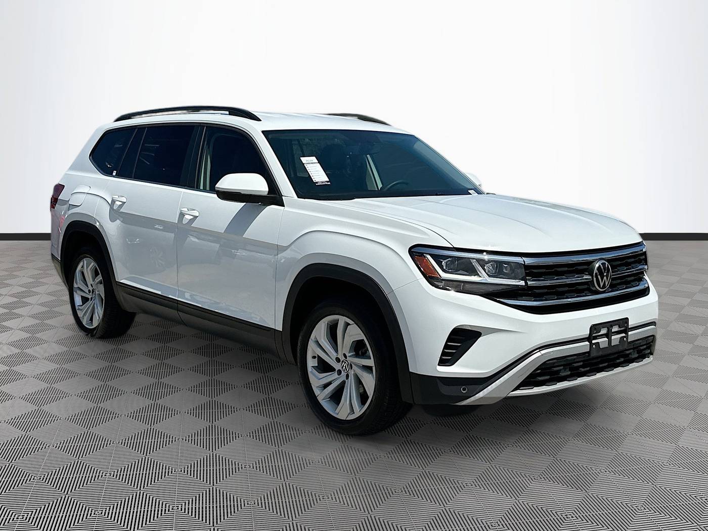 2022 Volkswagen Atlas SE with Technology — SUV — 61,626 mi — Pompano Beach, FL