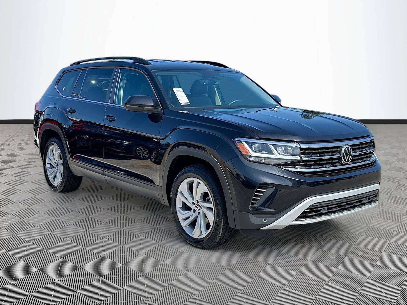 2022 Volkswagen Atlas SE with Technology — SUV — 57,224 mi — Pompano Beach, FL