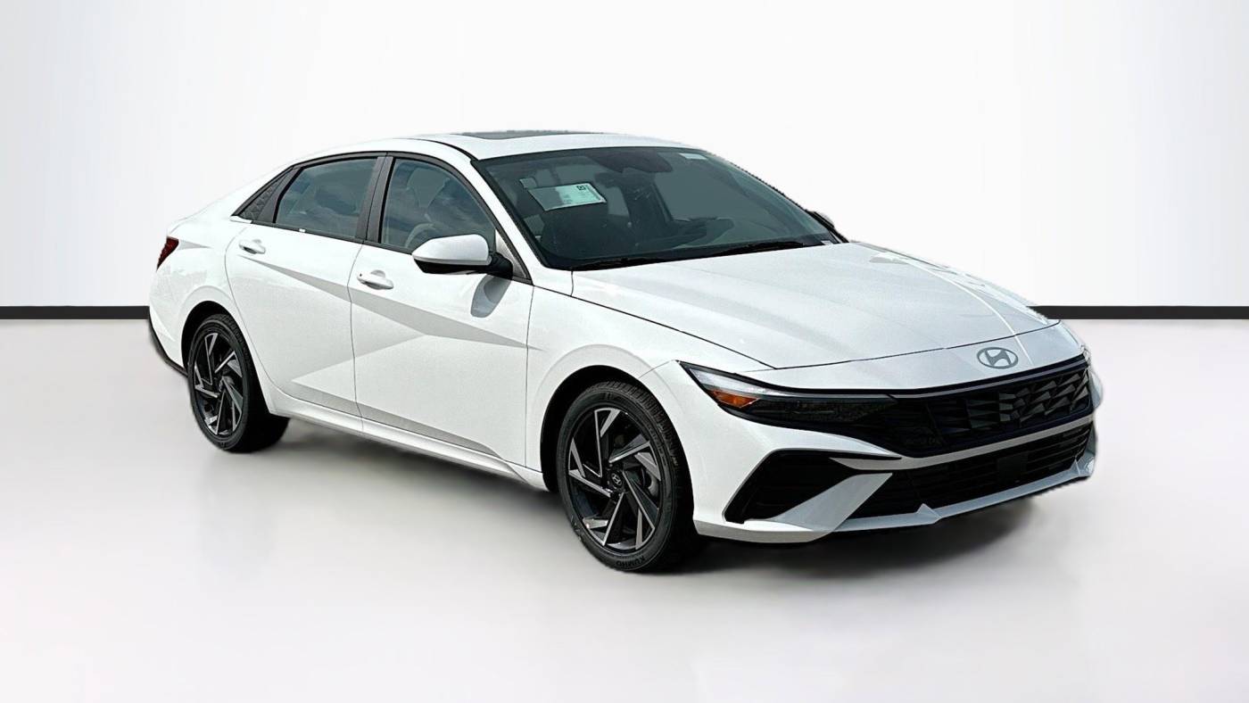 2024 Hyundai Elantra SEL — Sedan — 5,307 mi — Willow Grove, PA