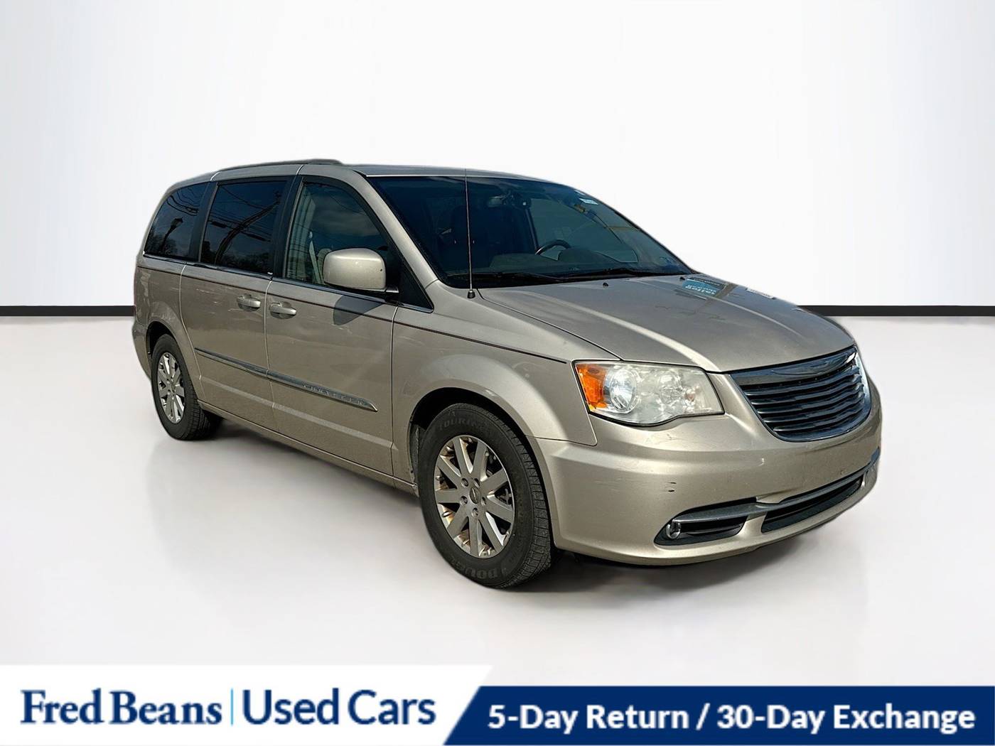2013 Chrysler Town & Country Touring — Minivan — 143,504 mi — Willow Grove, PA