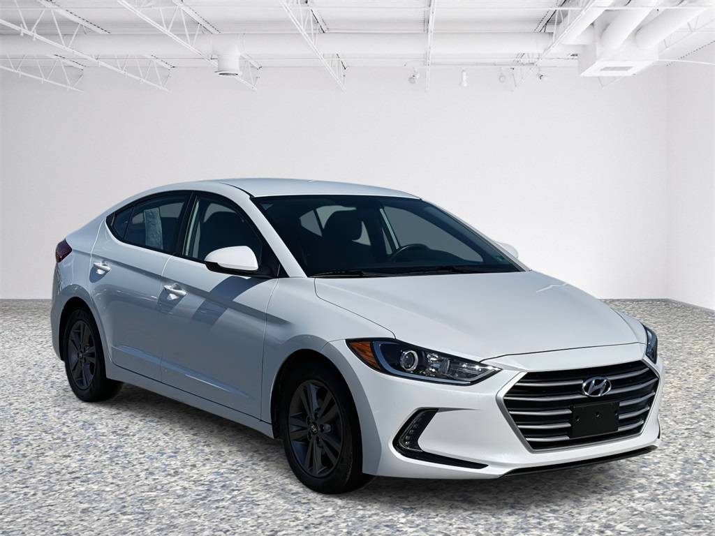2017 Hyundai Elantra SE — Sedan — 32,542 mi — Fredericksburg, VA