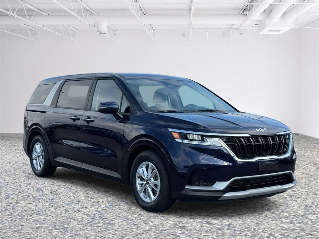 2022 Kia Carnival LX — Minivan — 30,719 mi — Fredericksburg, VA