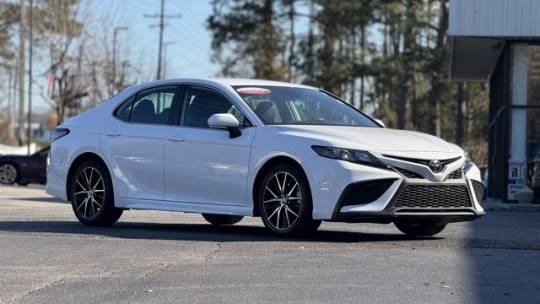2023 Toyota Camry SE — Sedan — 61,484 mi — Zebulon, NC