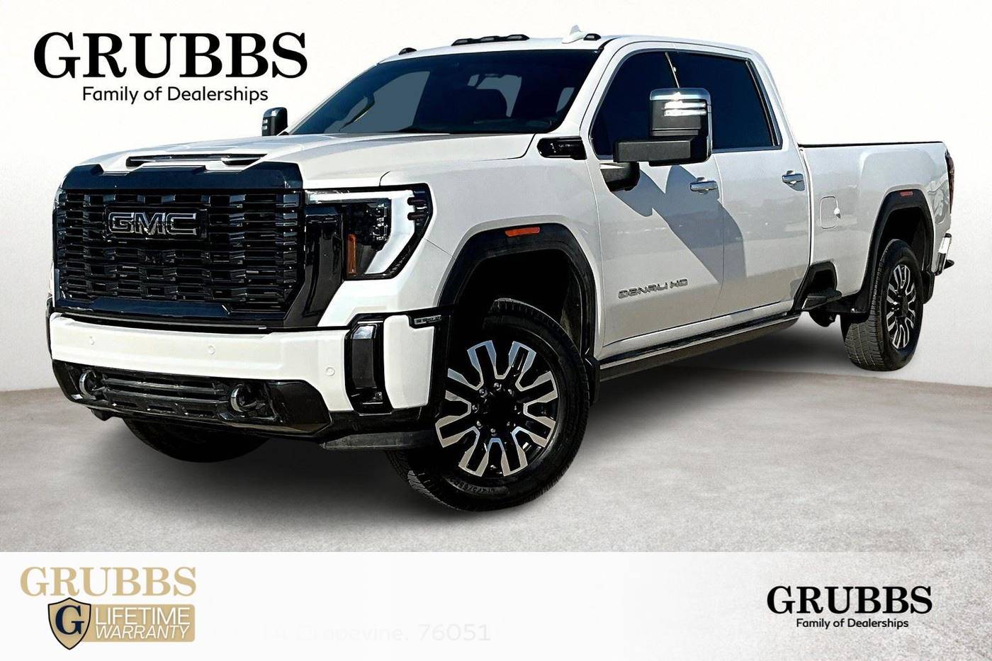 2024 GMC Sierra 3500HD Denali Ultimate — Pickup Truck — 57,420 mi — Grapevine, TX