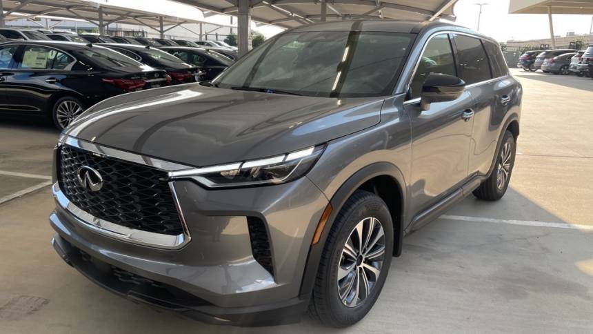 2025 INFINITI QX60 PURE — SUV — 8,738 mi — Grapevine, TX