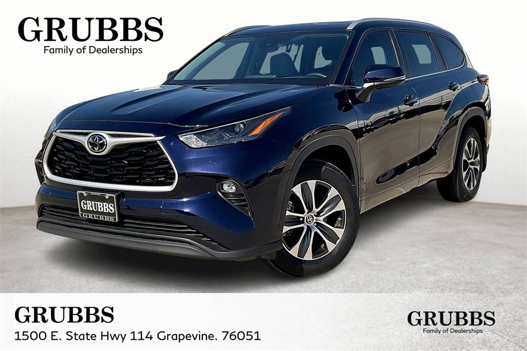 2023 Toyota Highlander XLE — SUV — 25,600 mi — Grapevine, TX