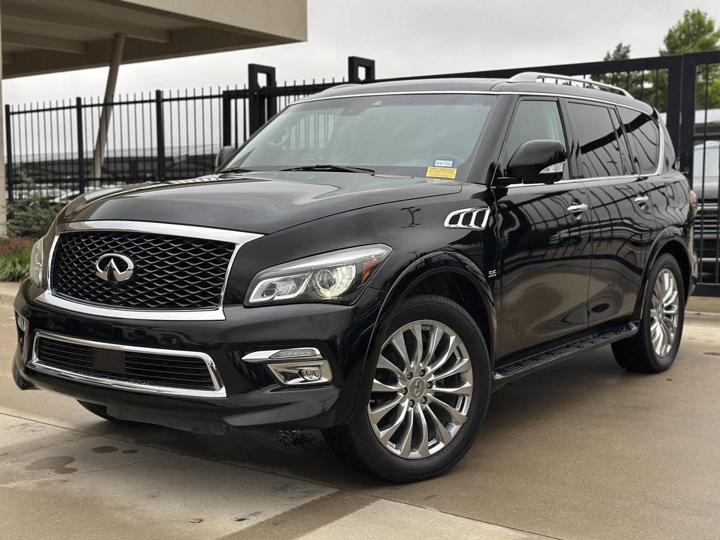 2017 INFINITI QX80 Standard — SUV — 97,646 mi — Grapevine, TX