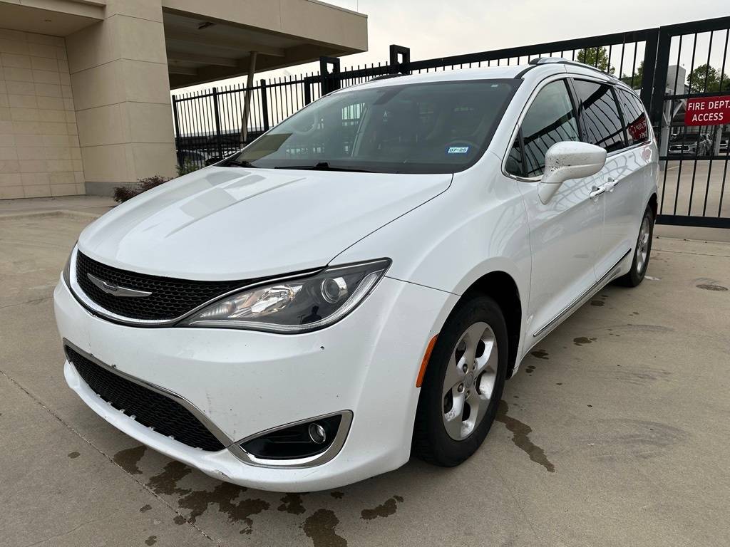 2017 Chrysler Pacifica Touring L Plus — Minivan — 127,152 mi — Grapevine, TX