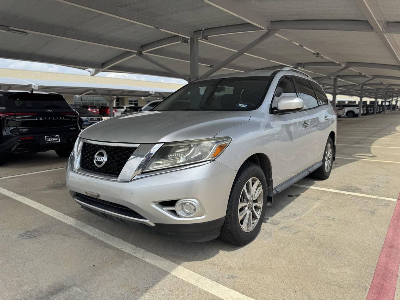 2013 Nissan Pathfinder SV — SUV — 133,347 mi — Grapevine, TX