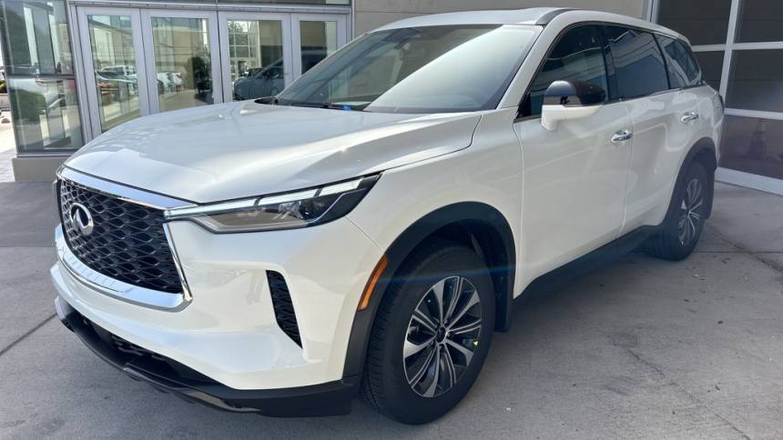 2025 INFINITI QX60 PURE — SUV — 4,495 mi — Grapevine, TX