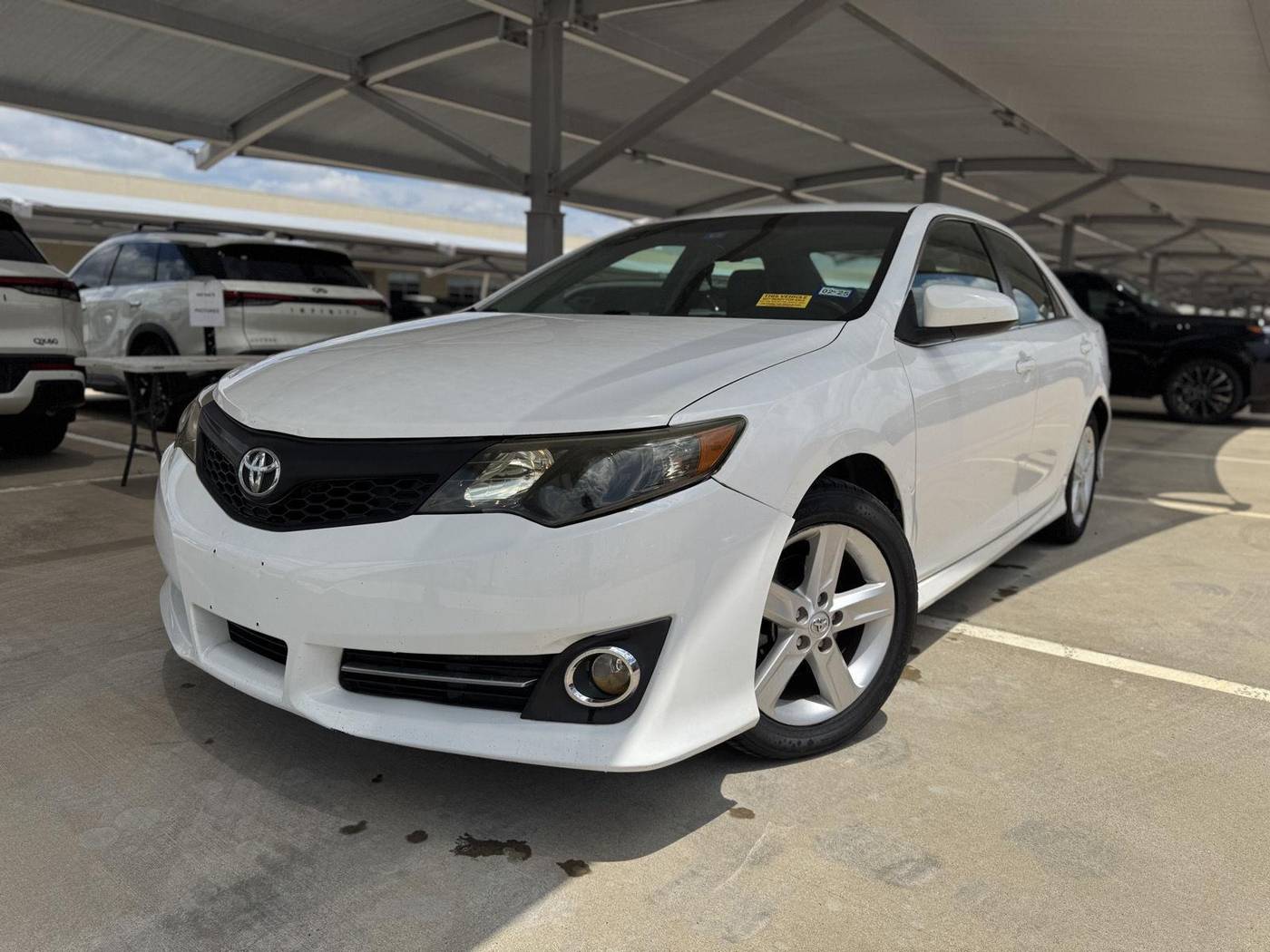 2014 Toyota Camry SE — Sedan — 155,742 mi — Grapevine, TX