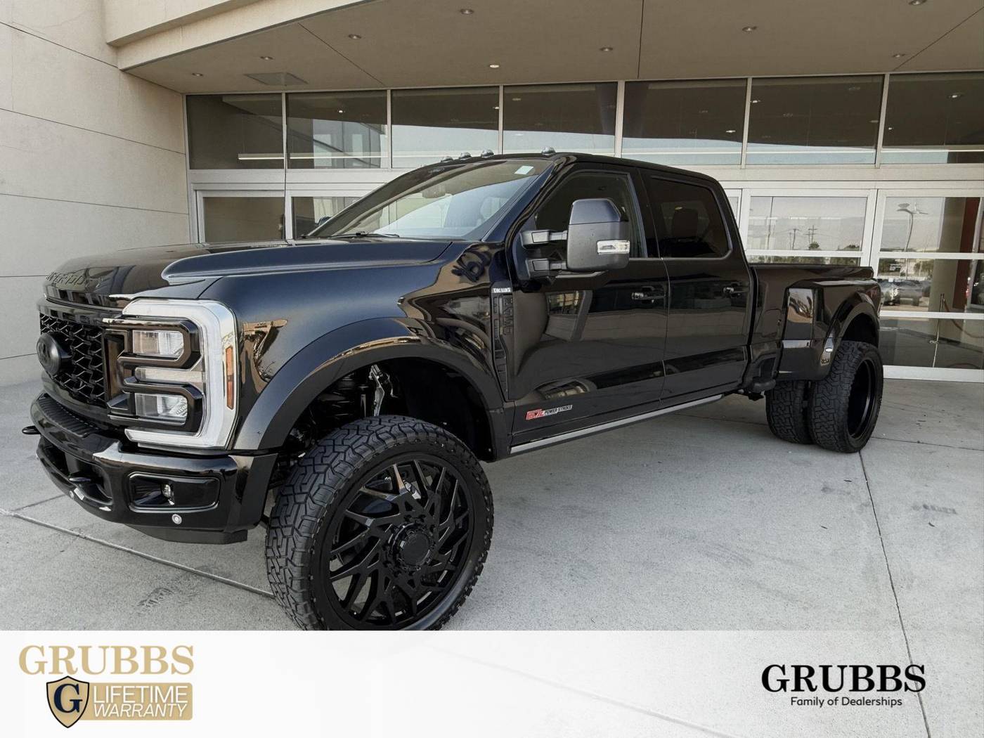 2025 Ford Super Duty F-450 King Ranch — Pickup Truck — 351 mi — Grapevine, TX