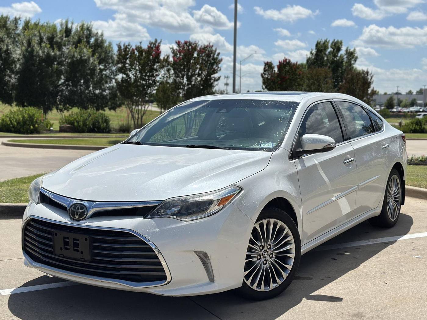 2016 Toyota Avalon Limited — Sedan — 87,310 mi — Grapevine, TX