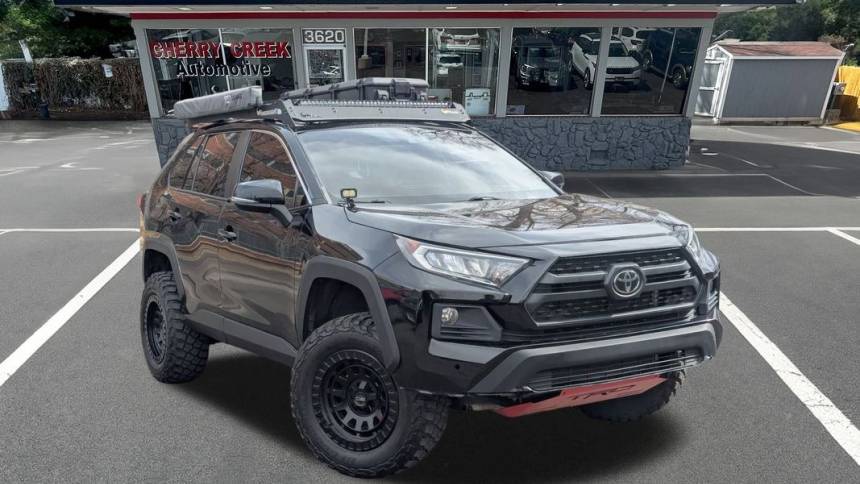 2020 Toyota RAV4 XLE — SUV — 93,963 mi — Denver, CO