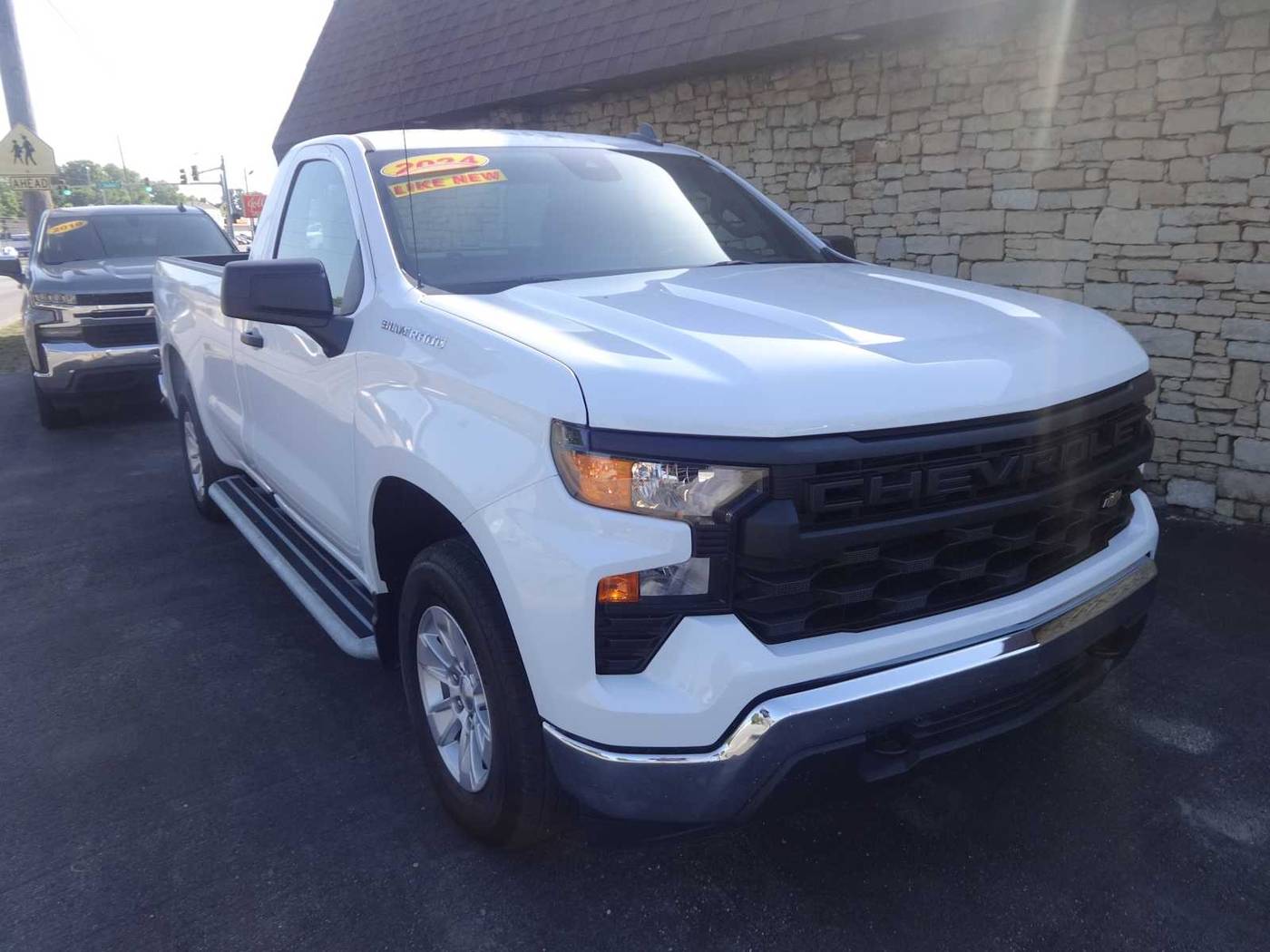2024 Chevrolet Silverado 1500 WT — Pickup Truck — 13,337 mi — Hamilton, OH