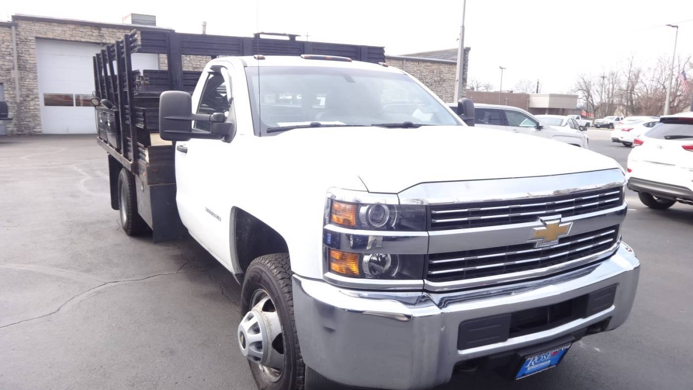 2015 Chevrolet Silverado 3500HD Chassis Cab WT — Chassis Cab Truck — 150,305 mi — Hamilton, OH