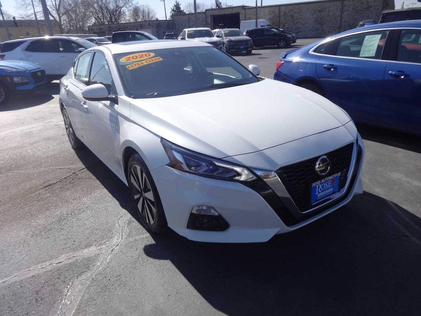 2020 Nissan Altima SV — Sedan — 94,791 mi — Hamilton, OH