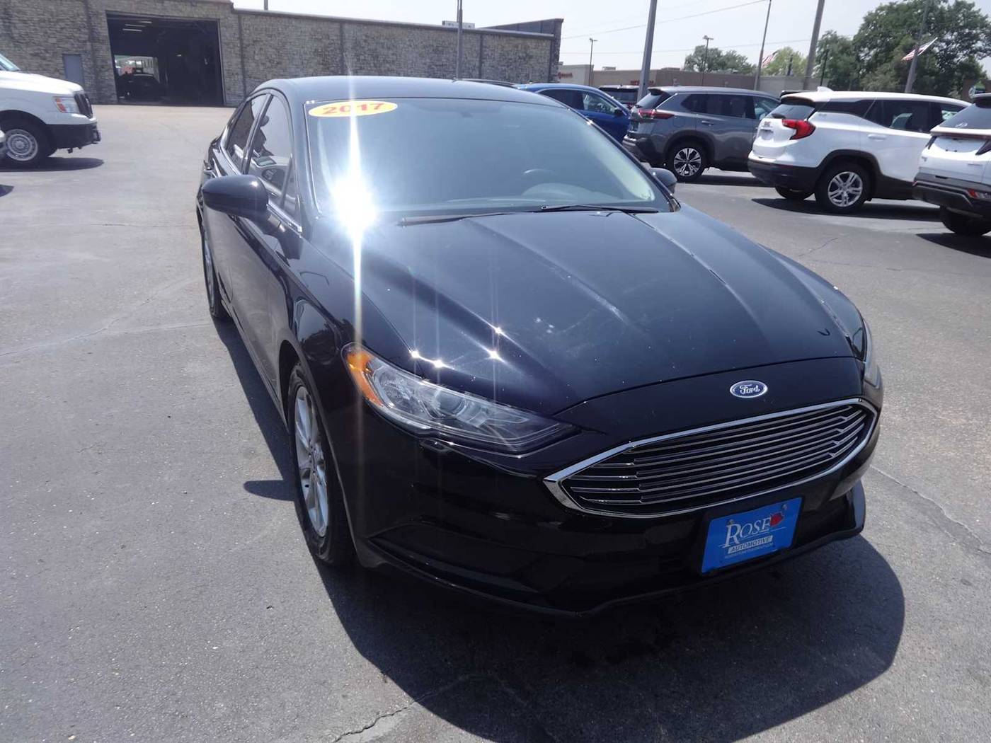 2017 Ford Fusion SE — Sedan — 105,458 mi — Hamilton, OH