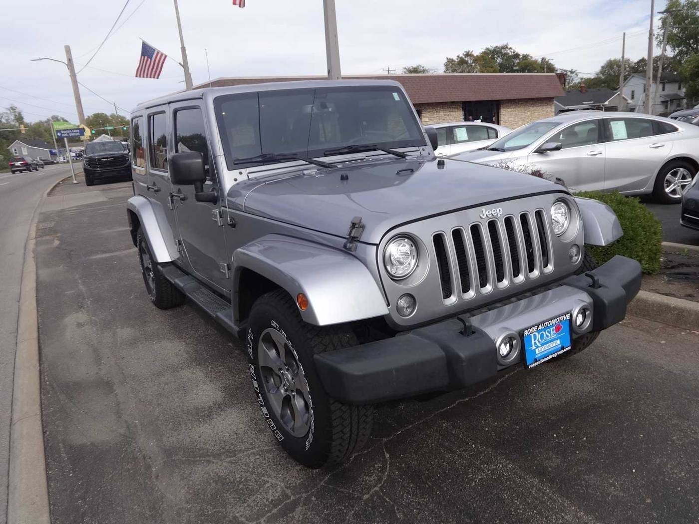 2017 Jeep Wrangler Sahara — SUV — 61,967 mi — Hamilton, OH