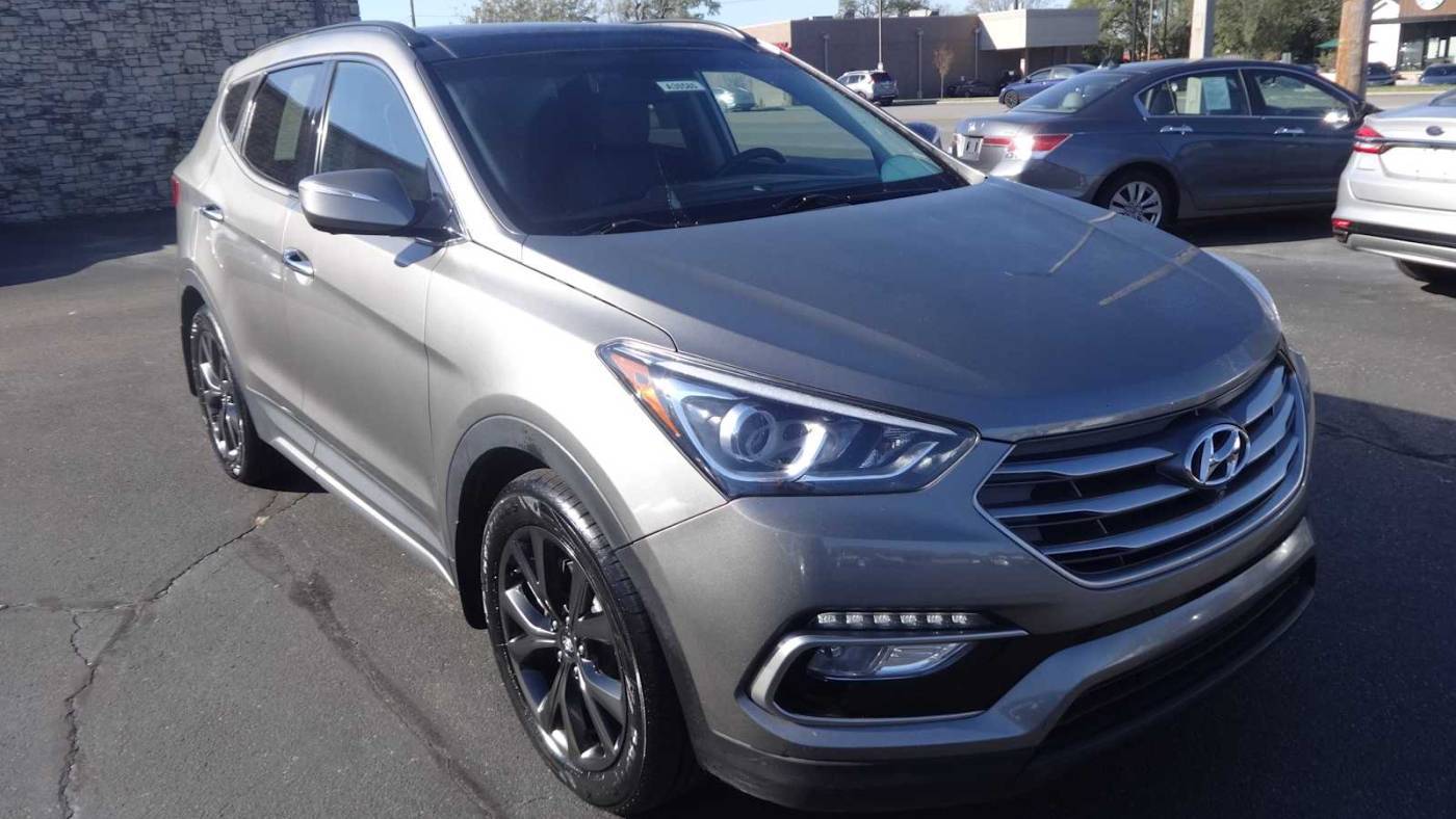 2018 Hyundai Santa Fe Sport 2.0T Ultimate — SUV — 111,575 mi — Hamilton, OH