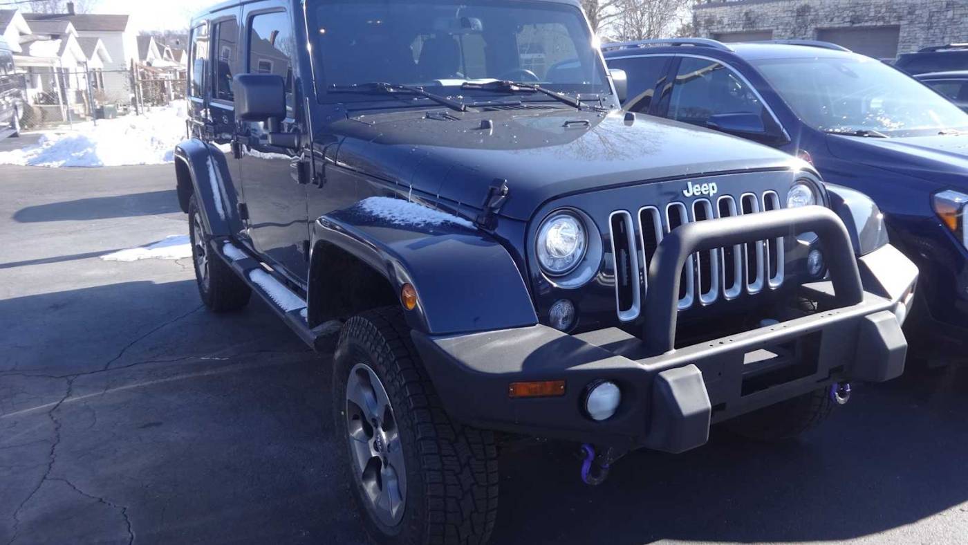 2017 Jeep Wrangler Sahara — SUV — 87,584 mi — Hamilton, OH