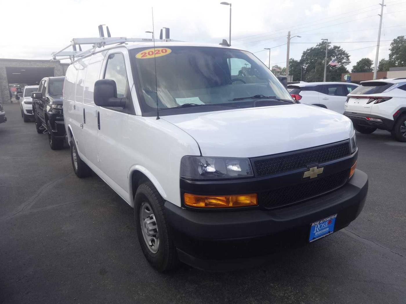 2020 Chevrolet Express Cargo Van Base — Cargo Van — 73,331 mi — Hamilton, OH