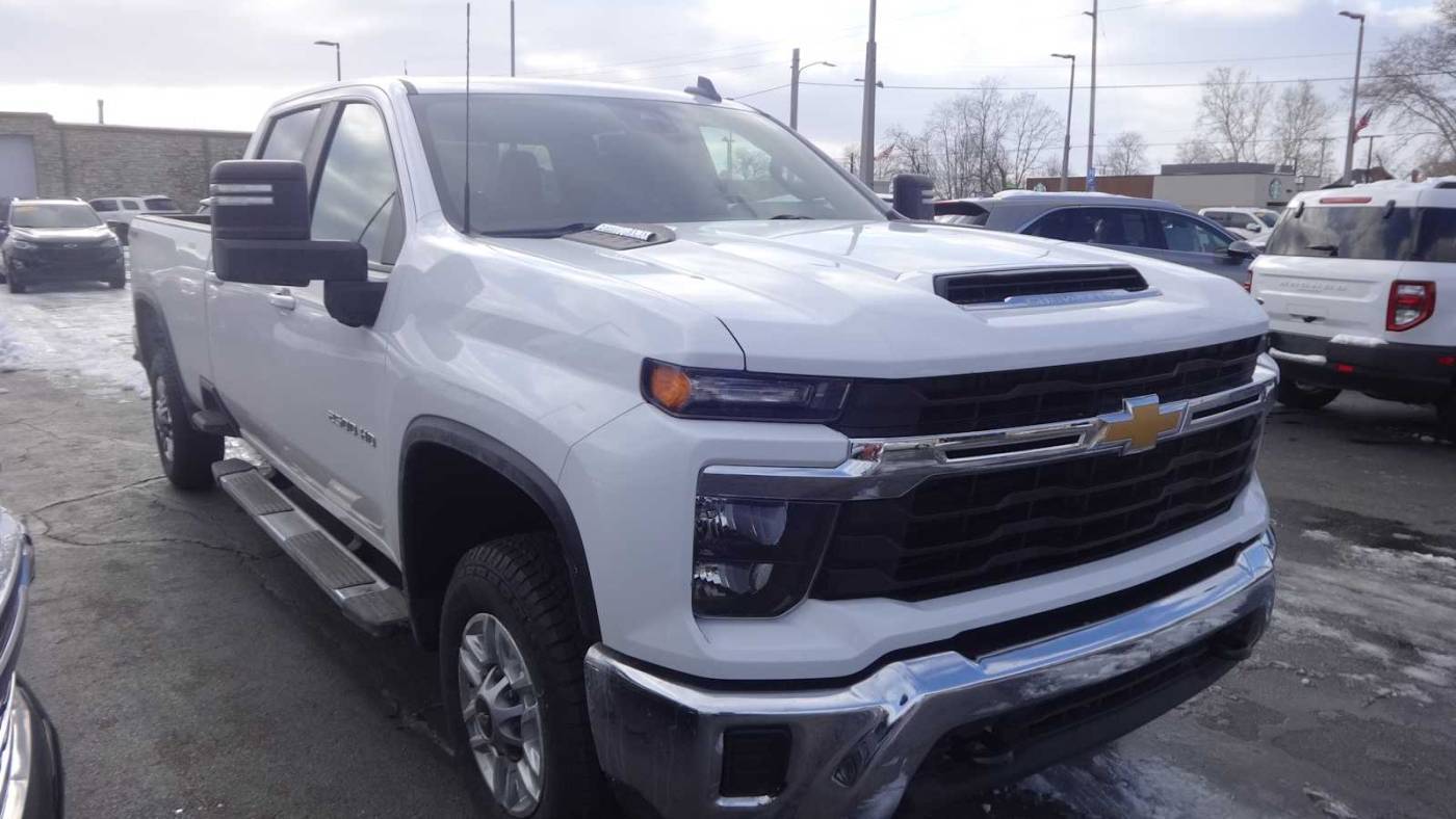 2024 Chevrolet Silverado 2500HD LT — Pickup Truck — 35,480 mi — Hamilton, OH