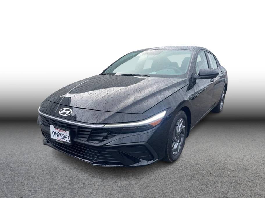 2024 Hyundai Elantra Hybrid Blue — Sedan — 4,400 mi — Hayward, CA