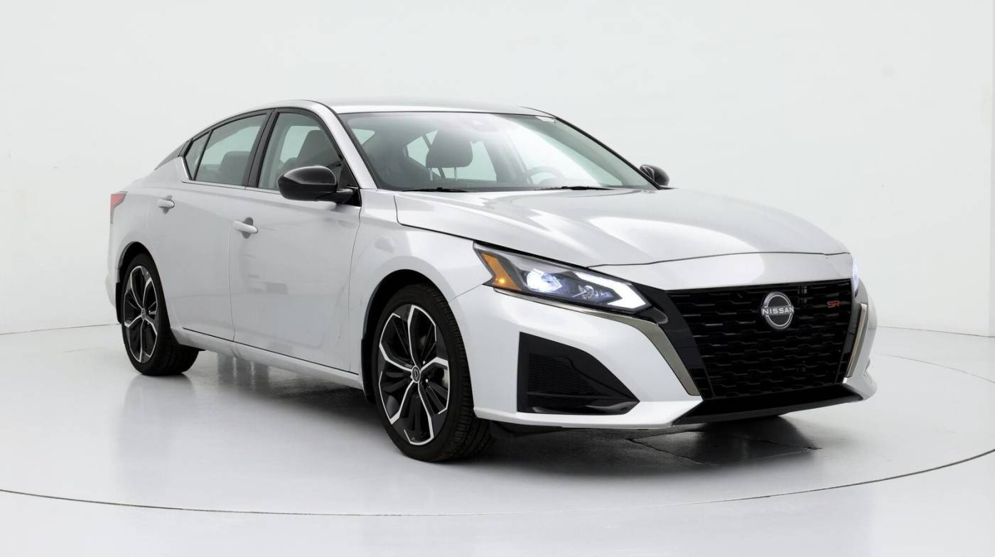 2023 Nissan Altima SR — Sedan — 9,897 mi — Saltillo, MS